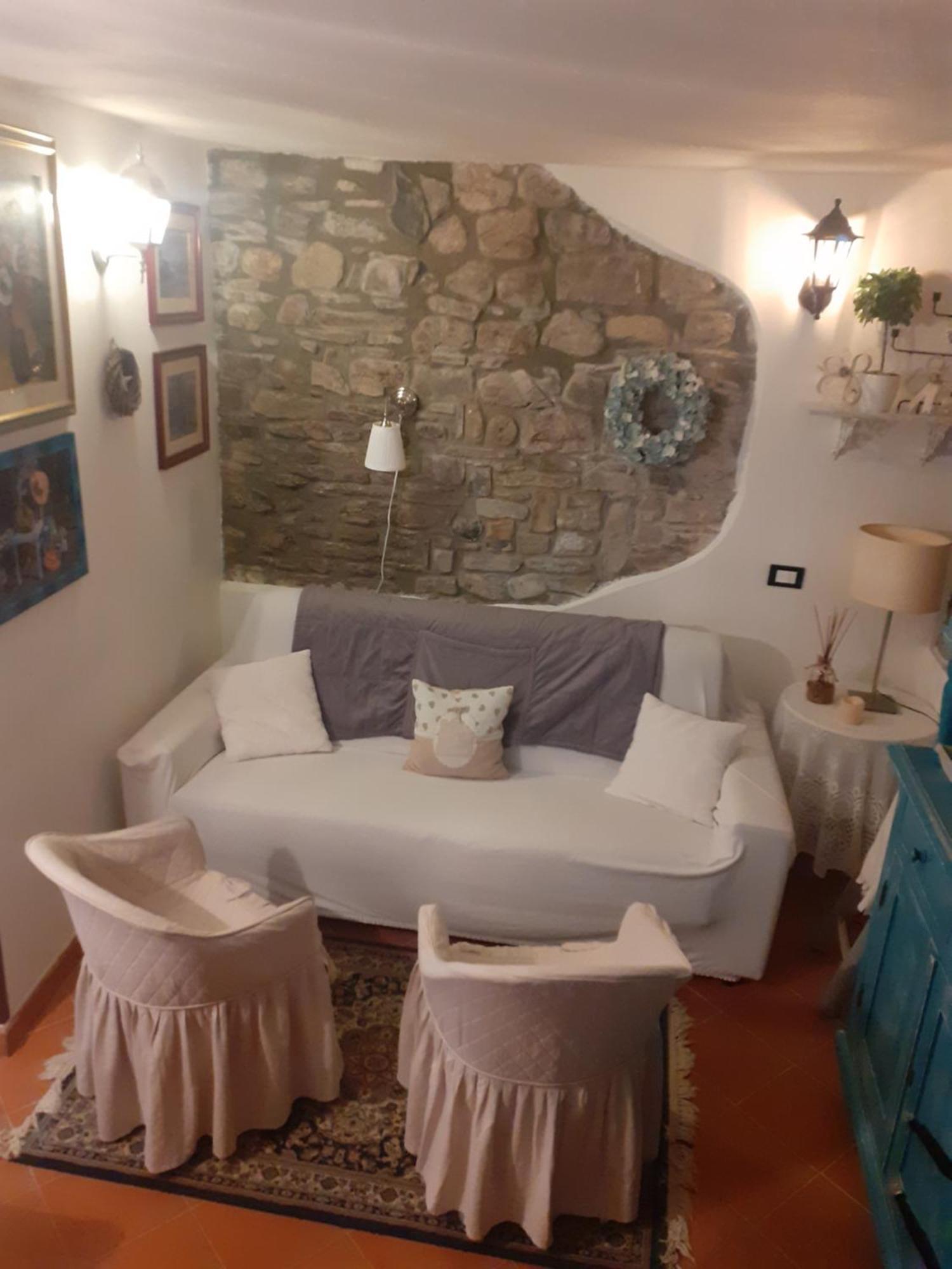 Casa Dolce Casa Di Rosy E Roby Apartment Bardine di San Terenzo Exterior foto